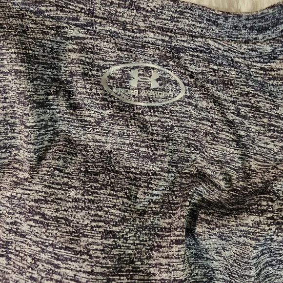 Under Armour Heathered Gray T-Shirt with Pink Logo - Picture 5 of 5